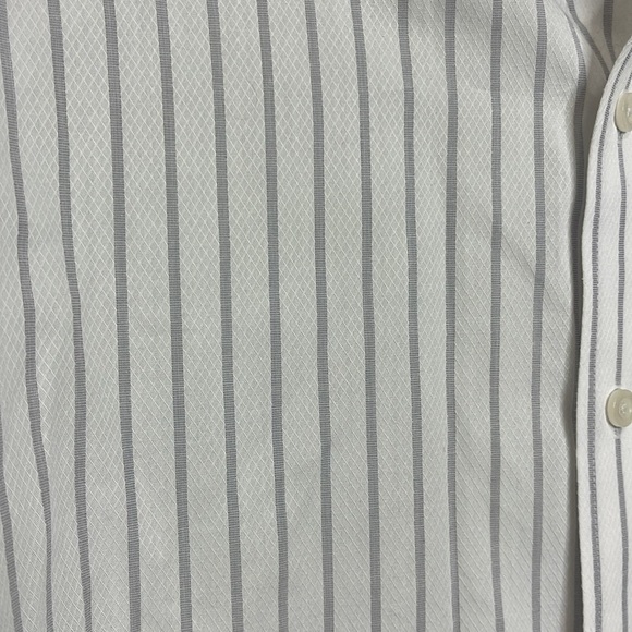 Michael Kors Men's Striped White/Grey Dress Shirt Size XL (17.5) (EU 36/27) - Picture 3 of 12